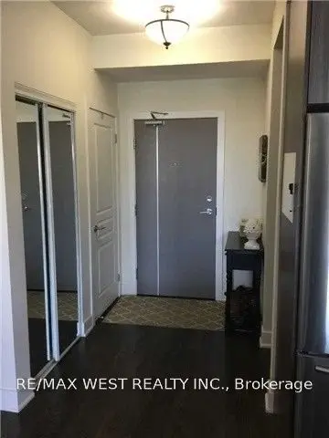128 Garden Drive 325, Oakville, ON L6K 2W5