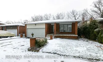 1412 Harmsworth Square, Oakville, ON L6H 3E7