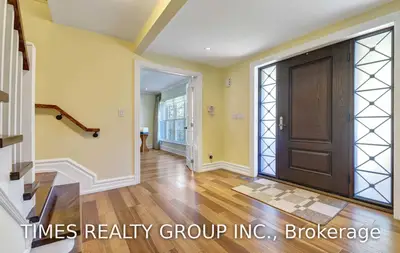 1421 Watersedge Road, Mississauga, ON L5J 1A3