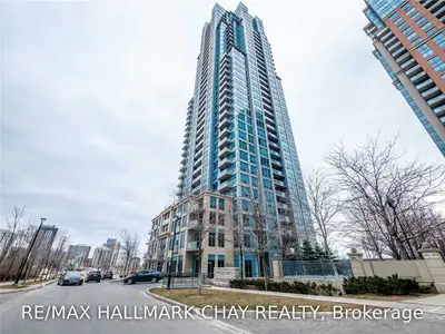 15 VIKING Lane 312, Toronto W08, ON M9B 0A4