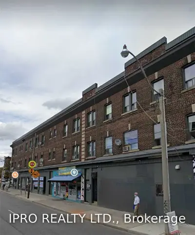 741 Dovercourt Road 204, Toronto W02, ON M6H 2X1