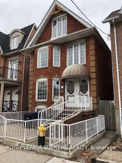 848 Ossington Avenue 1, Toronto W02, ON M6G 3V1