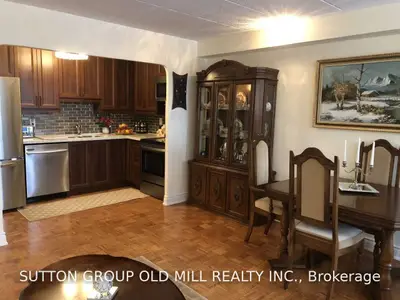 3621 Lake Shore Boulevard W 307, Toronto W06, ON M8W 4W1