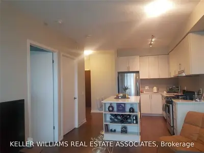 2560 Eglinton Avenue W 1408, Mississauga, On L5m 0y3