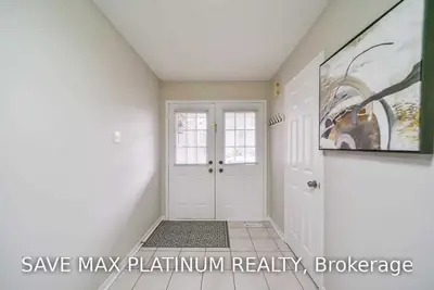 2126 Oak Bliss Crescent, Oakville, ON L6M 3K2