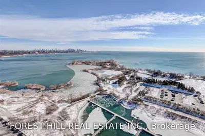 20 Shore Breeze Drive 2509, Toronto W06, ON M8V 1A1