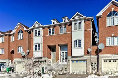 5725 Retreat Street, Mississauga, ON L5R 0B5