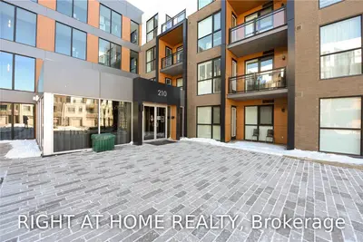 210 Sabina Drive 101, Oakville, On L6h 7c3