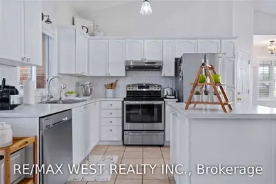 7 Sherwood Street, Orangeville, ON L9W 5A6