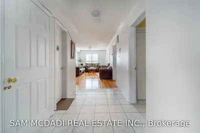 5830 Swordsman Drive, Mississauga, ON L5M 6N7