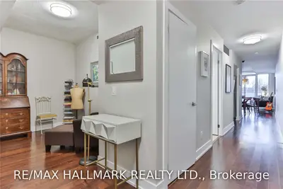 1638 Bloor Street W 512, Toronto W02, ON M6P 1A7