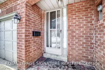 1560 Reeves Gate 24, Oakville, ON L6M 3J3