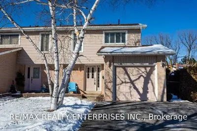 7296 Joliette Crescent, Mississauga, ON L5N 1Z3