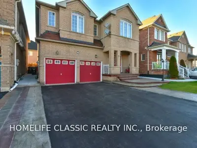 4 Moss Way, Brampton, ON L6R 0P5