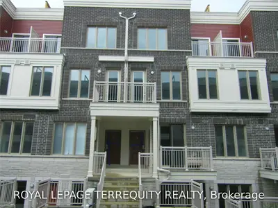 140 Long Branch Avenue 26, Toronto W06, ON M8W 0B1