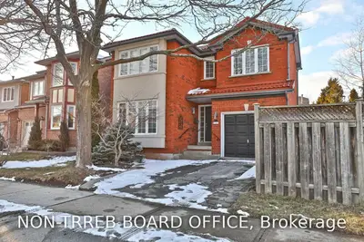1165 Old Oak Drive, Oakville, ON L6M 3K7