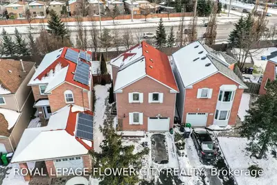 Detached in Mississauga
