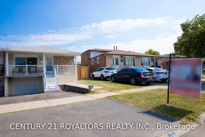 756 Annamore Road, Mississauga, ON L4Y 2V7
