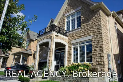 411 Ellen Davidson Drive, Oakville, ON L6M 0Y7