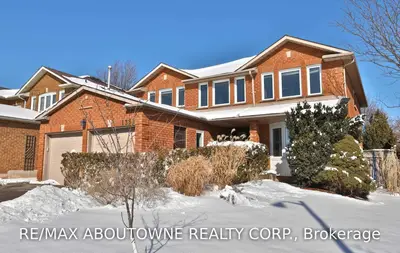 1333 Heritage Way, Oakville, ON L6M 3C9