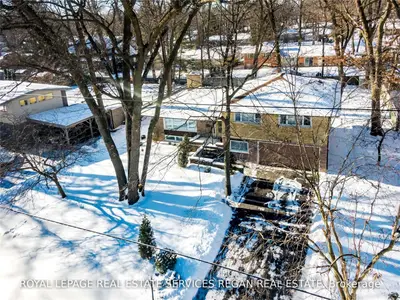 1542 Merrow Road, Mississauga, ON L5J 3C5