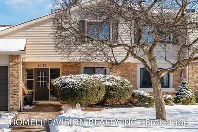 2701 Aquitaine Avenue 93, Mississauga, ON L5N 2H7