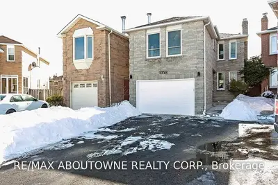 1358 Hazel Mccleary Drive, Oakville, ON L6J 7B2