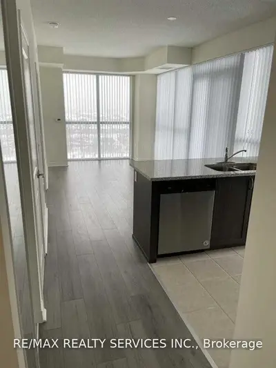 349 Rathburn Road 1505, Mississauga, ON L5B 0C8