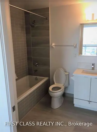 4699 Glen Erin Drive, Mississauga, ON L5M 2E5