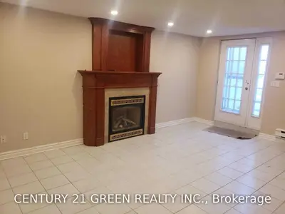 3842 Trelawny Circle, Mississauga, ON L5N 5J5