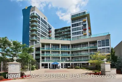 1600 Keele Street 920, Toronto W03, ON M6N 5J1