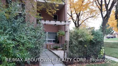 3060 Constitution Boulevard 256, Mississauga, ON L4Y 3X8