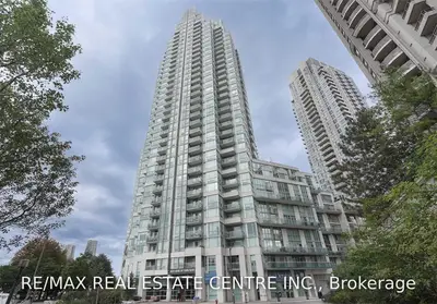 3939 Duke Of York Boulevard 1806, Mississauga, ON L5B 4N2