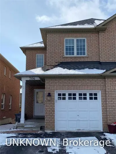 7194 Para Place, Mississauga, ON L5W 1L5