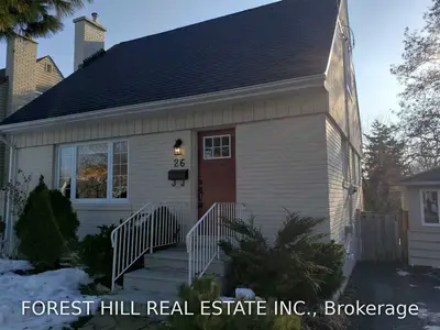 26 Earl Street E, Mississauga, ON L5M 1N7