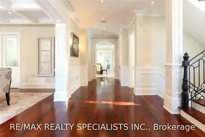 1457 Lorne Park Road, Mississauga, ON L5H 3B2