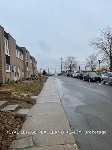 3690 Keele Street 3, Toronto W05, ON M3J 1M3