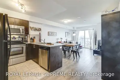 1410 Dupont Street 1102, Toronto W02, ON M6H 0B6