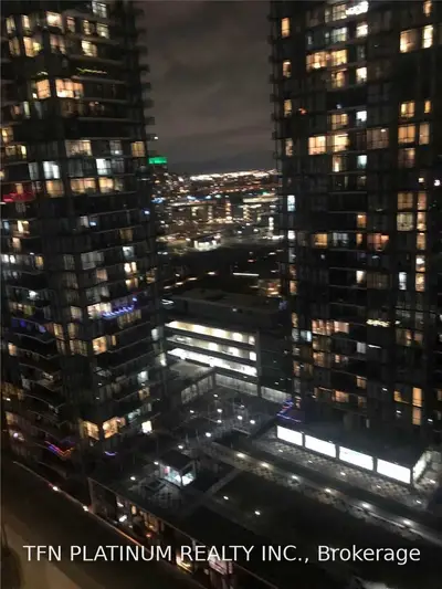 4055 Parkside Village Drive N 2116, Mississauga, ON L5B 0K8