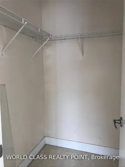 4070 Confederation Parkway Lph 4, Mississauga, ON L5M 0E9