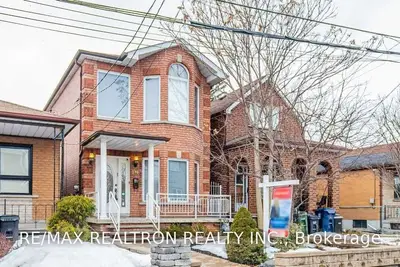 276 Nairn Avenue, Toronto W03, ON M6E 4H6