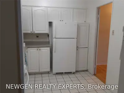 3533 Derry Road E 207, Mississauga, ON L4T 1B1
