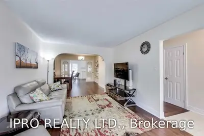 3113 Rymal Road, Mississauga, ON L4Y 3B4