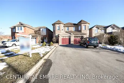 3334 Snowball Road, Mississauga, ON L5N 7M7