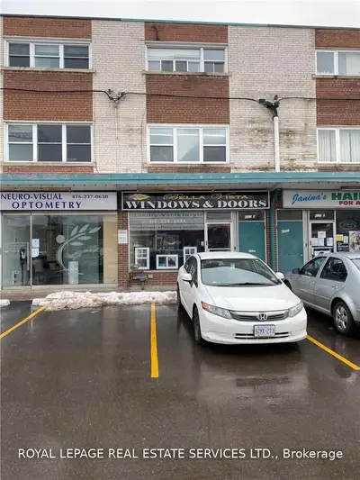 4227A Dundas Street W Apt 1, Toronto W08, ON M8X 1Y3