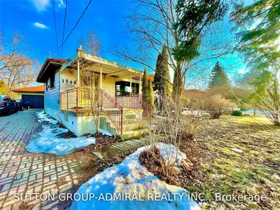 1548 Carolyn Road, Mississauga, ON L5M 2E1