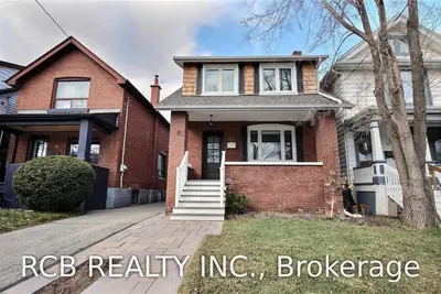 33 Burlington Street E, Toronto W06, ON M8V 2L1
