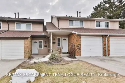 2185 Fairchild Boulevard 56, Burlington, ON L7P 3P6
