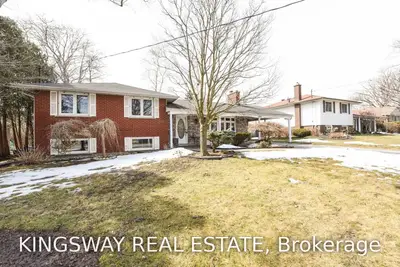 1080 Manorwood Drive, Burlington, ON L7T 2L8