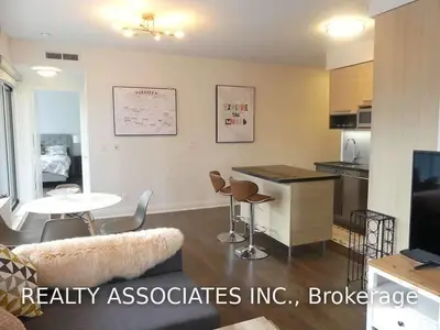 36 Park Lawn Road 510, Toronto W06, ON M8Y 3H8